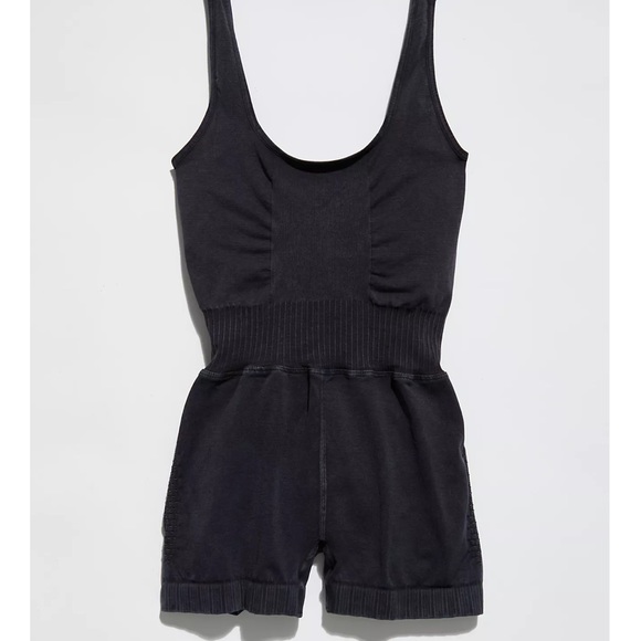 Free People Good Karma Runsie washed black XS/S strappy top BNWOT - Picture 5 of 8